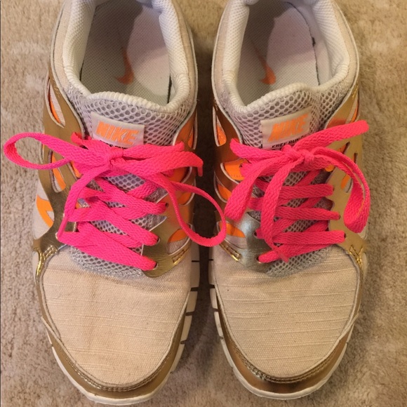 Nike Free Run Tennis Shoes - Picture 1 of 4